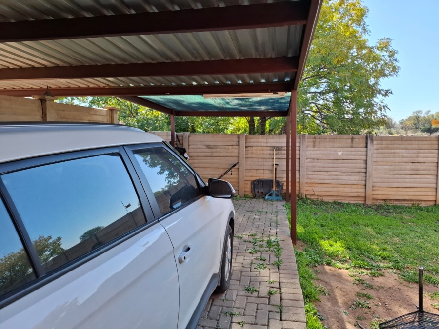 2 Bedroom Property for Sale in Noordhoek Free State
